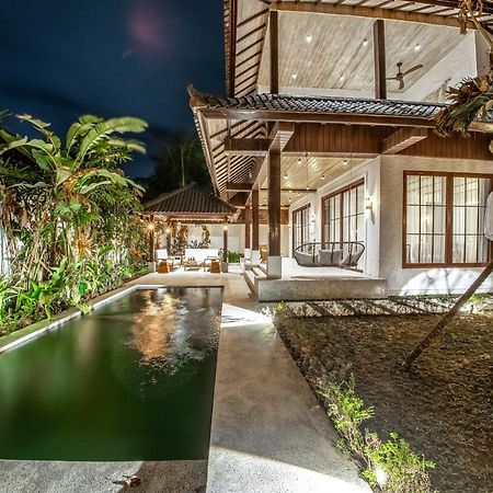 Putri Salju Villa By Evdekimi Ubud Екстериор снимка